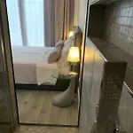 Luxury 4*
