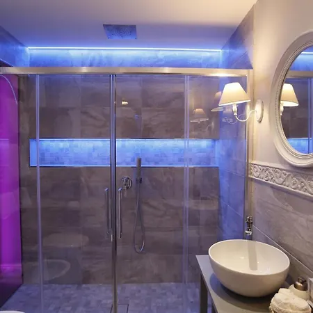 Luxury Πανσιόν