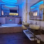 Luxury Konukevi