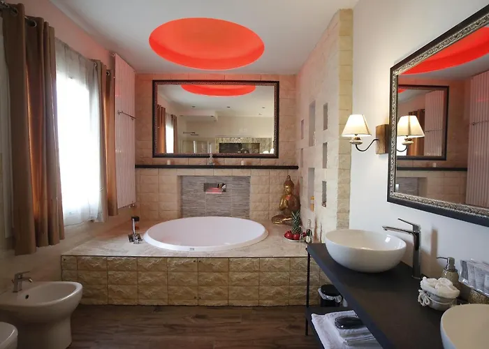 Luxury Affittacamere 4*